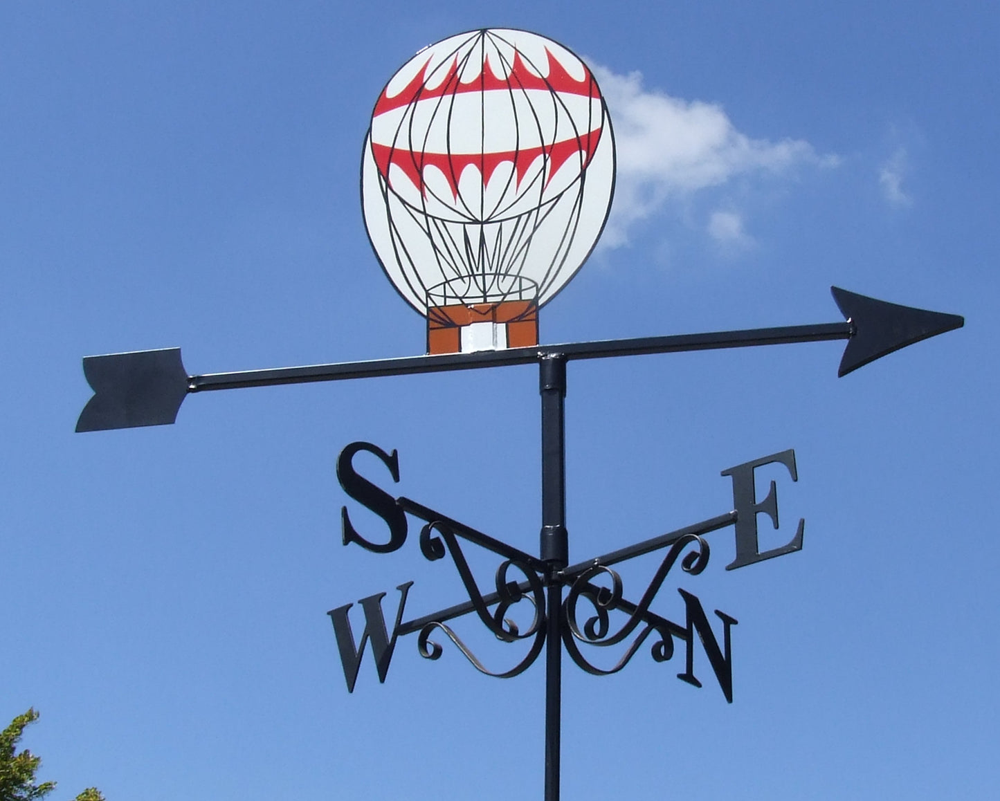 Bournmought eye weathervane balloon